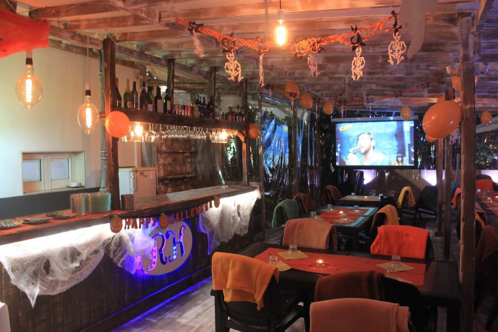 The Roma House Hotel ภายนอก รูปภาพ