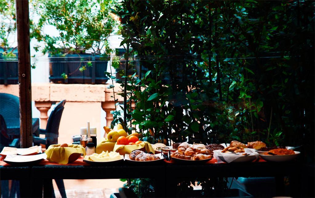 The Roma House Hotel ภายนอก รูปภาพ