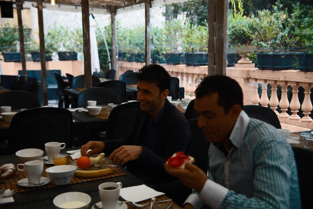The Roma House Hotel ภายนอก รูปภาพ