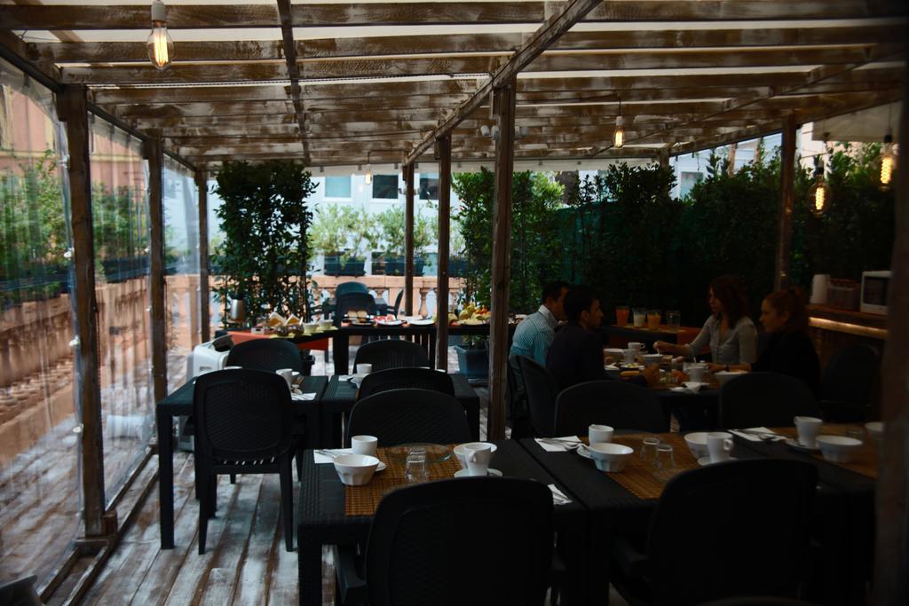 The Roma House Hotel ภายนอก รูปภาพ