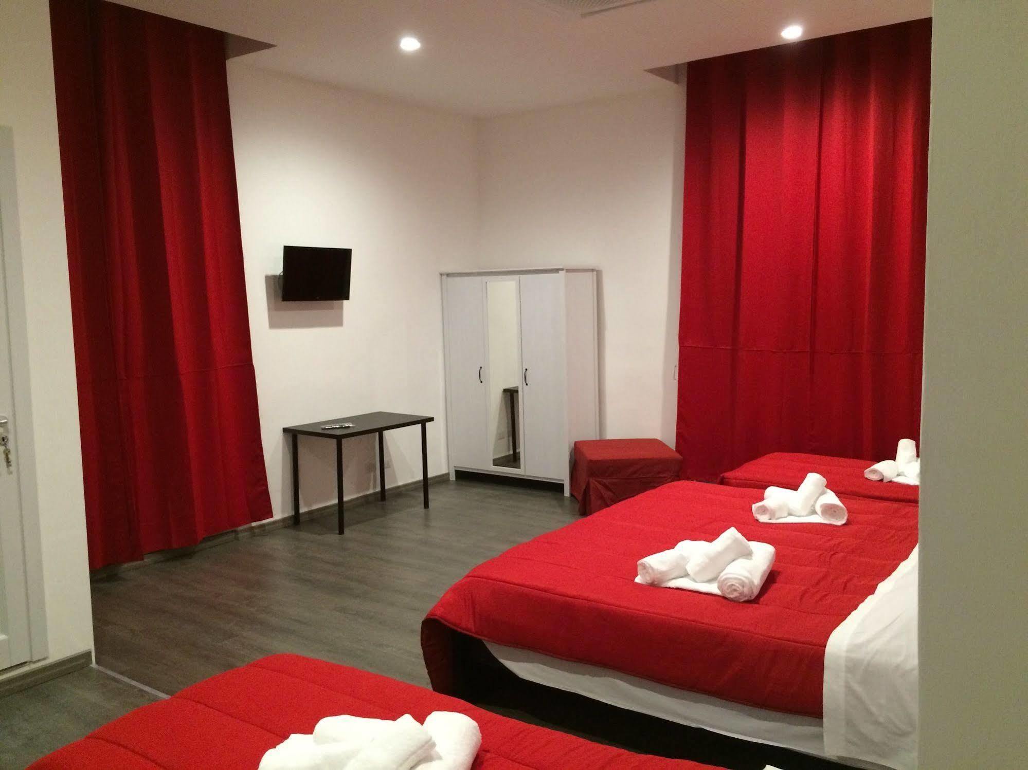 The Roma House Hotel ภายนอก รูปภาพ