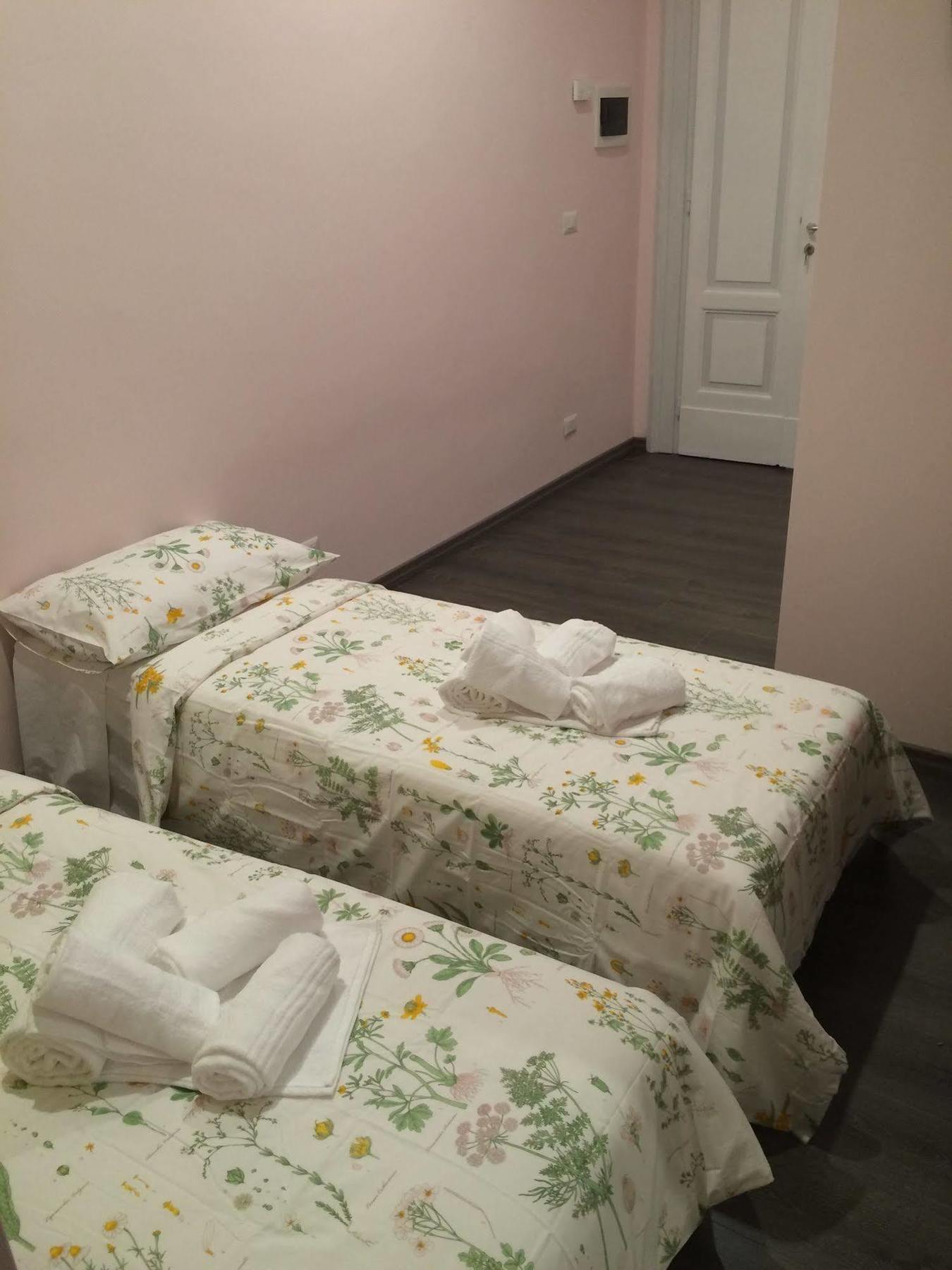 The Roma House Hotel ภายนอก รูปภาพ