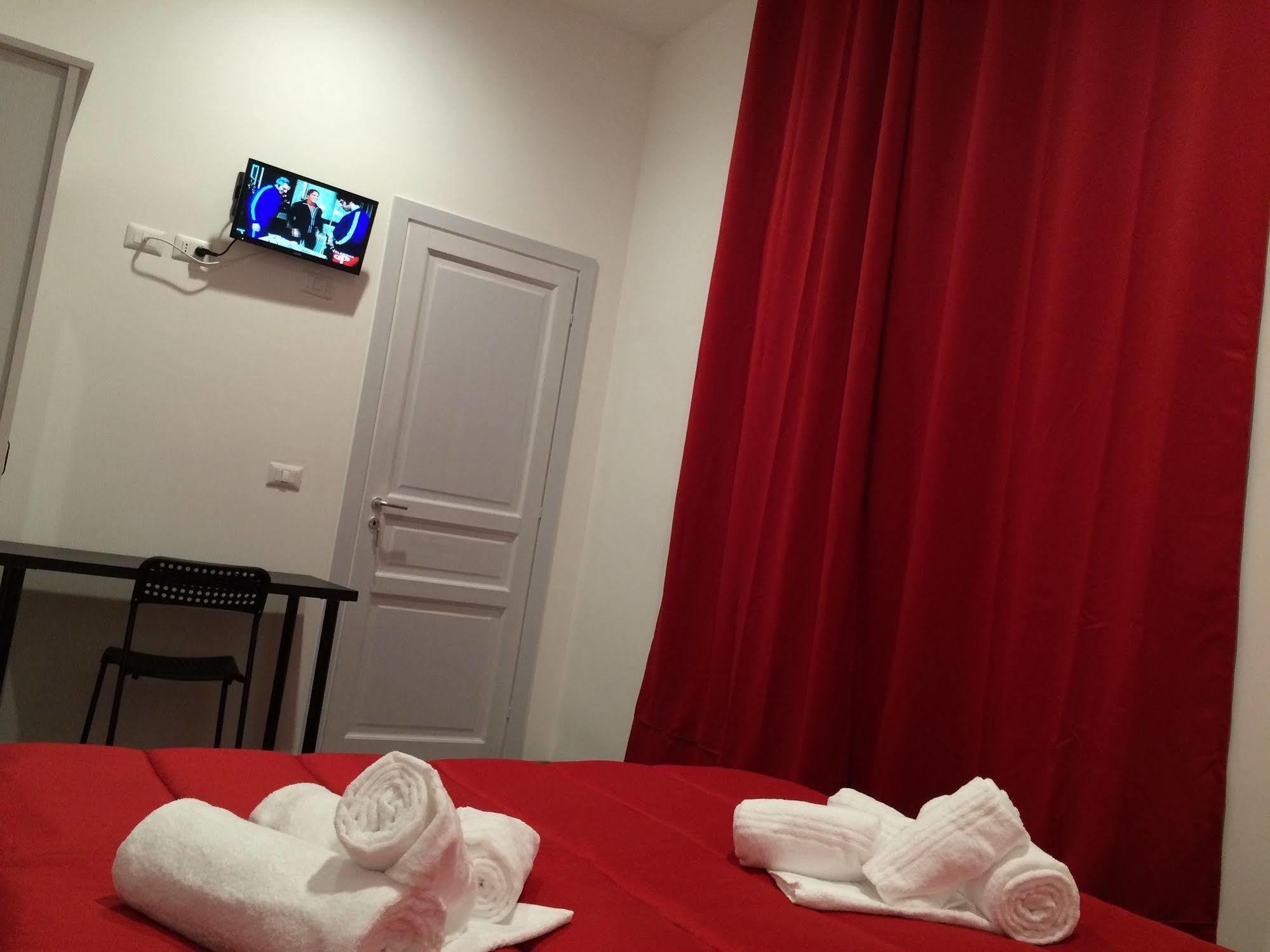 The Roma House Hotel ภายนอก รูปภาพ