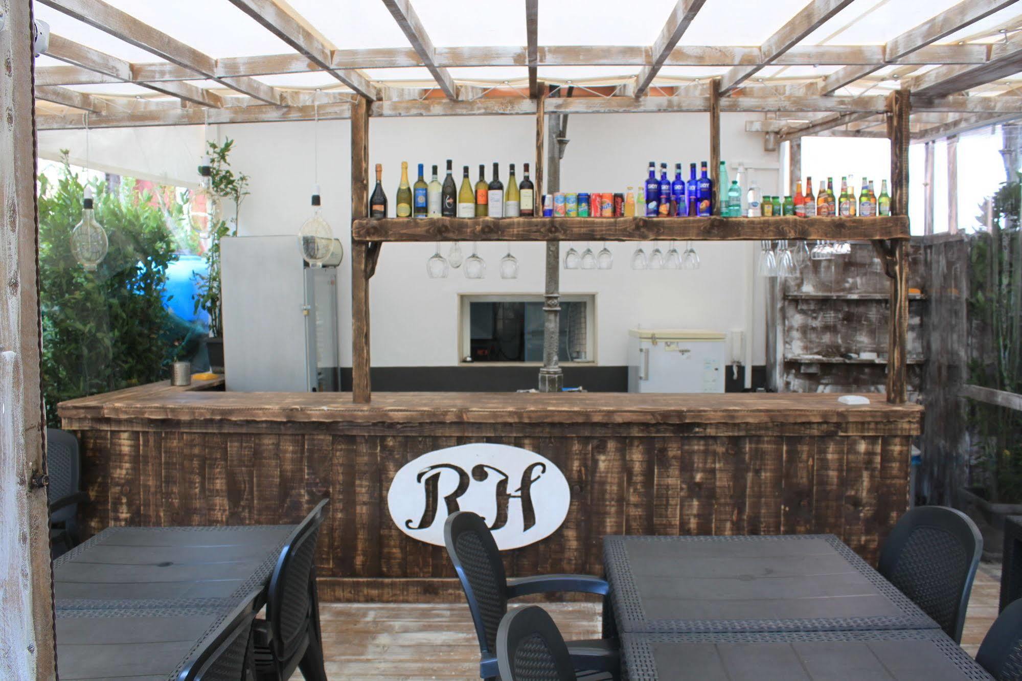 The Roma House Hotel ภายนอก รูปภาพ