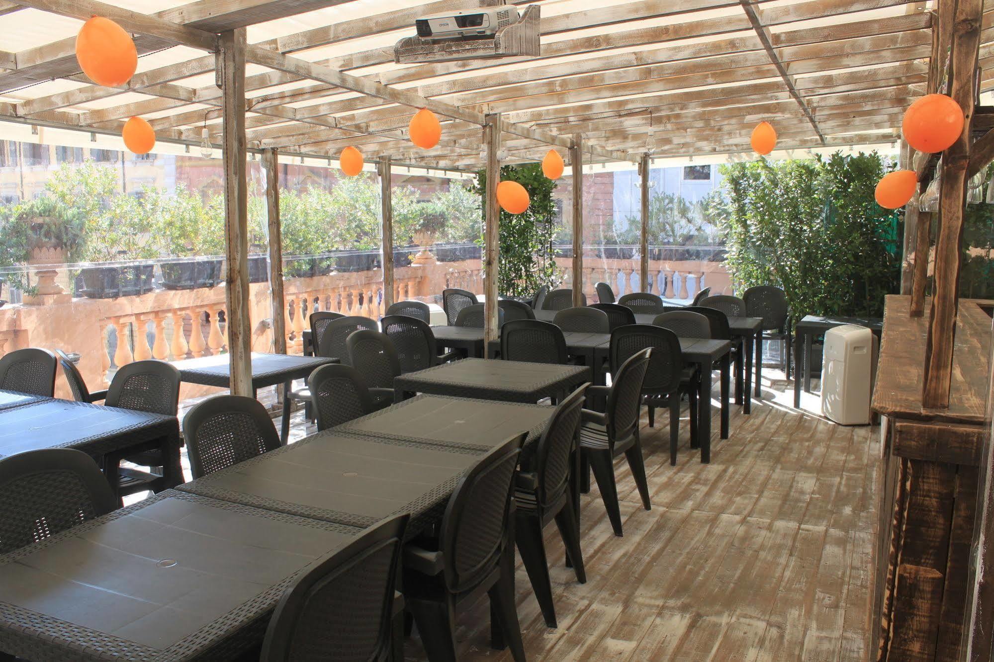 The Roma House Hotel ภายนอก รูปภาพ