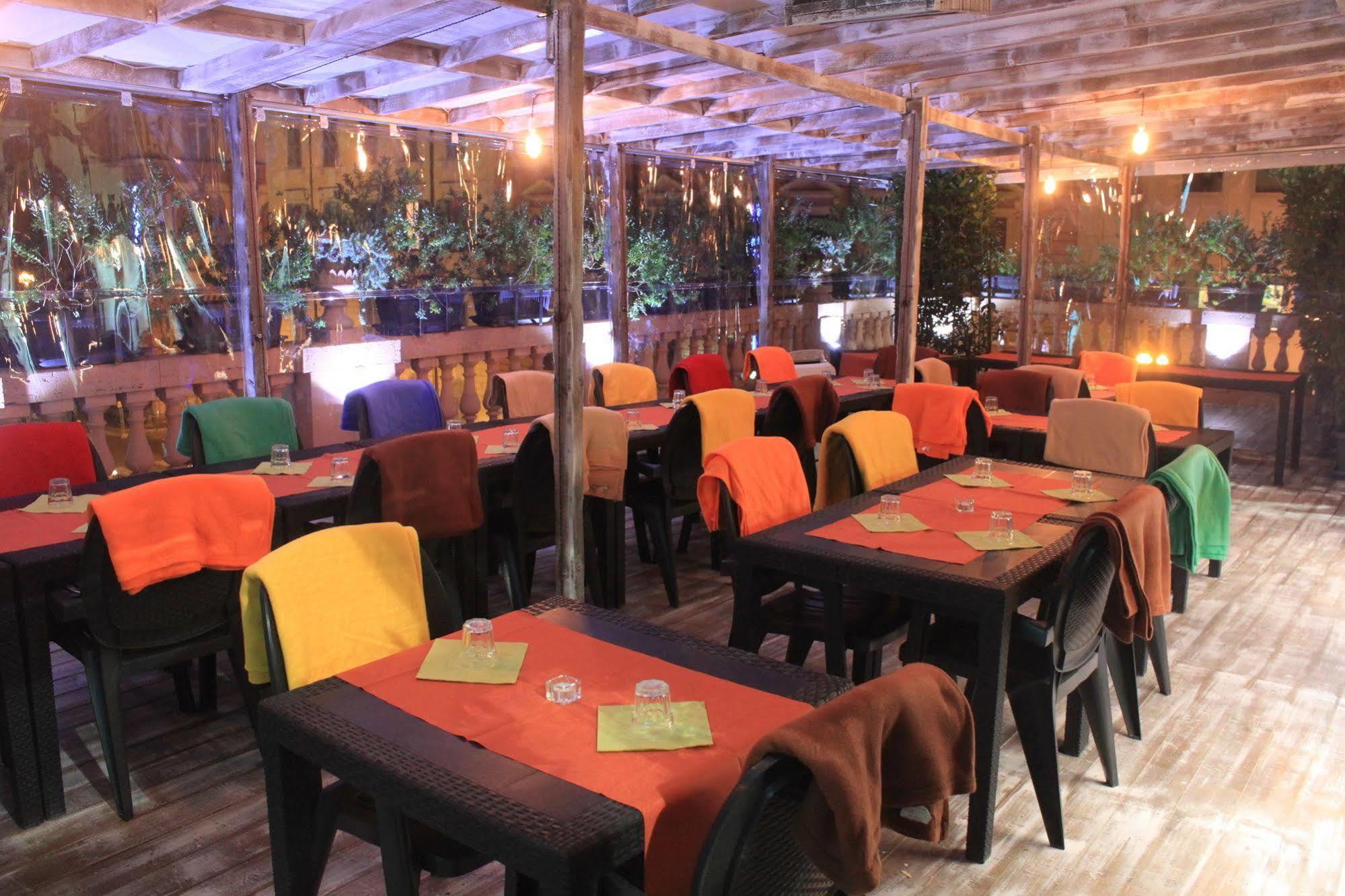 The Roma House Hotel ภายนอก รูปภาพ